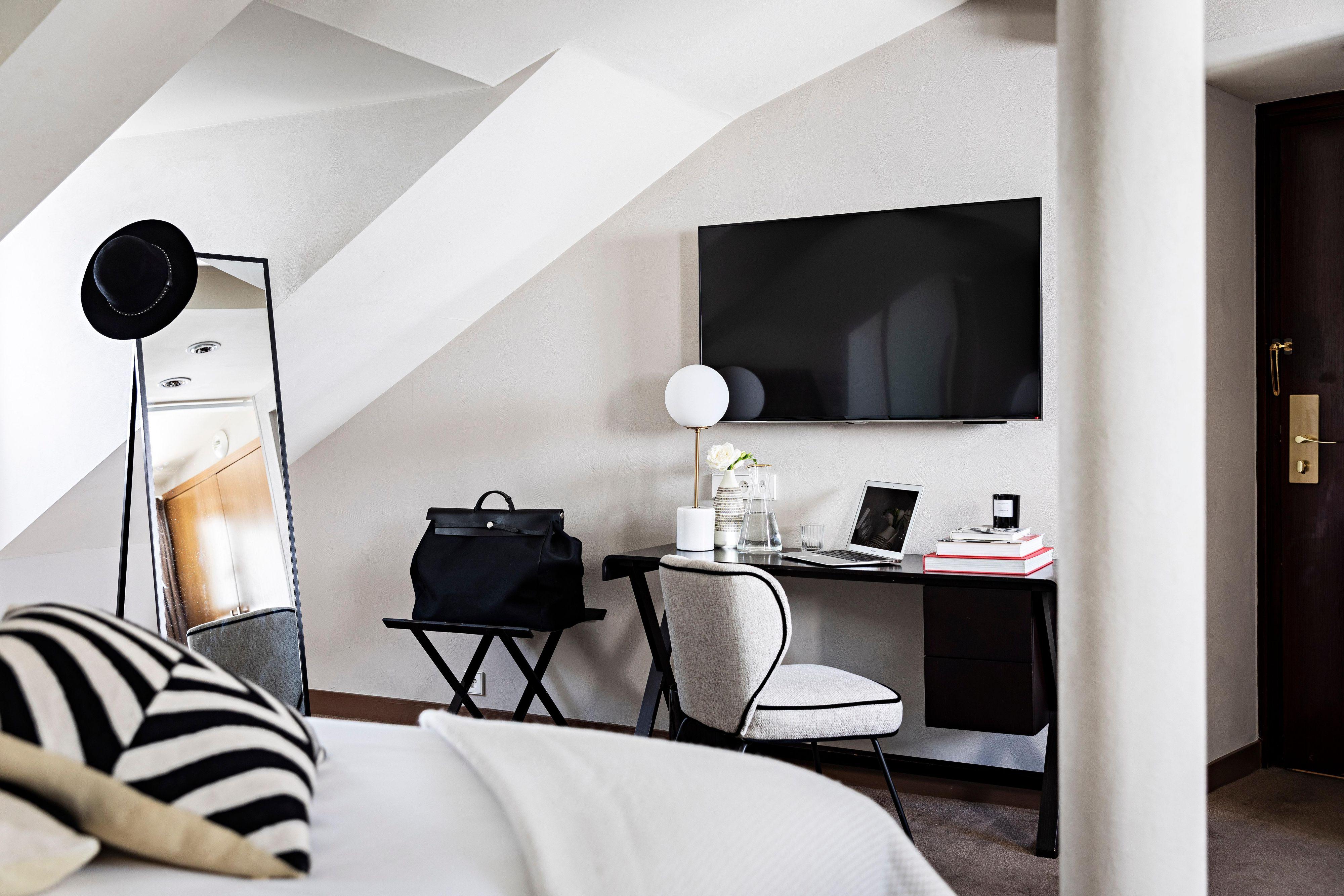 Holiday Inn Paris Elysees, An Ihg Hotel Экстерьер фото
