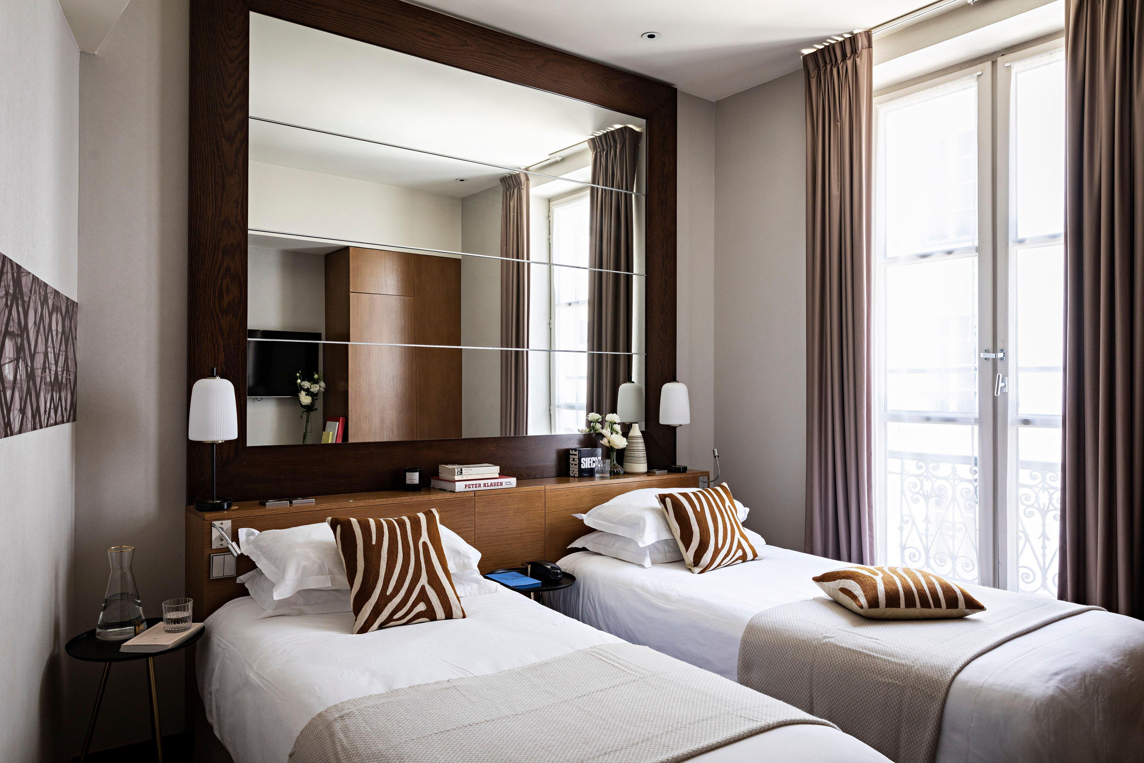 Holiday Inn Paris Palais De L'Elysee By Ihg Экстерьер фото